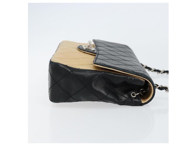Chanel Vintage Quadrat CC Umhängetasche aus gestepptem Lammleder Medium Beige - Ansicht 3