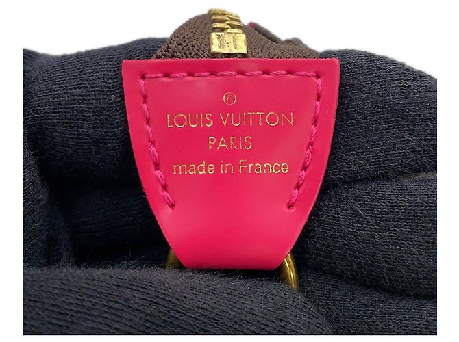 Mini Pochette Accessoires Monogram Vivienne de Louis Vuitton Rose - vue 12