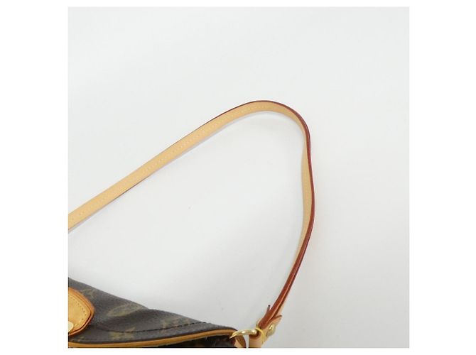 Borsa a Spalla Pochette Beverly Monogram Louis Vuitton - vista 5