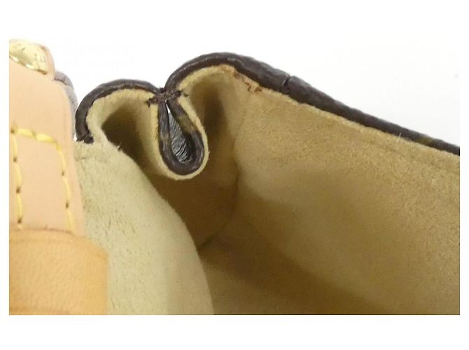 Borsa a Spalla Pochette Beverly Monogram Louis Vuitton - vista 7