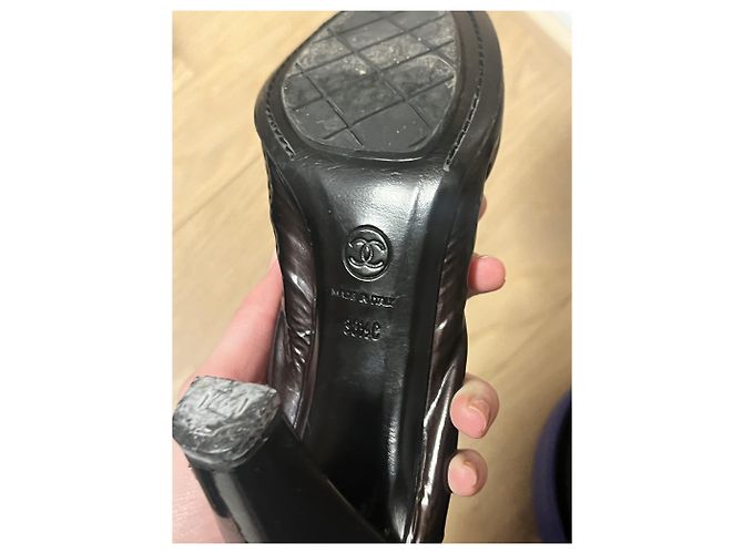 Décolleté Chanel Elastic Ballet nere in vernice Nero - vista 6