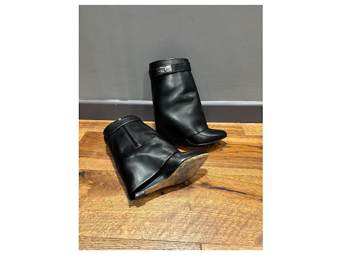 Givenchy Shark Pelle Nera 38 Nero - vista 4