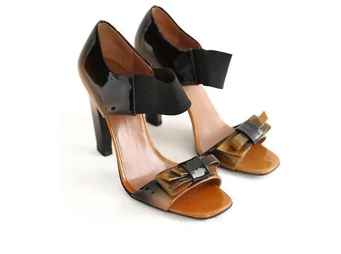 Prada Beige lackleder Absätze - Ansicht 3