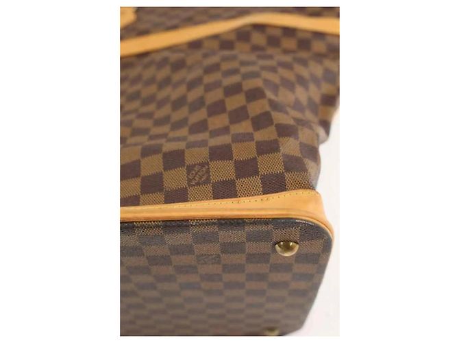 Louis Vuitton Borsa da viaggio Cruiser in pelle marrone - vista 3