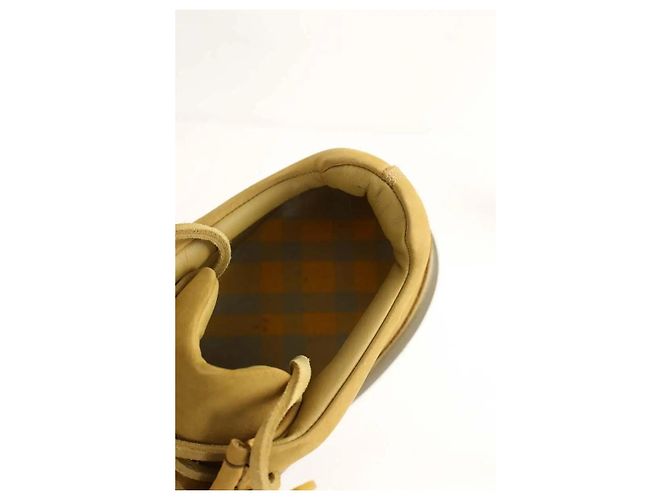 Burberry Chaussures à lacets en daim vertes - vue 5