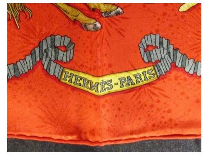 Hermès Sciarpa in seta Le Feste del Re Sole Rossa Rosso - vista 3