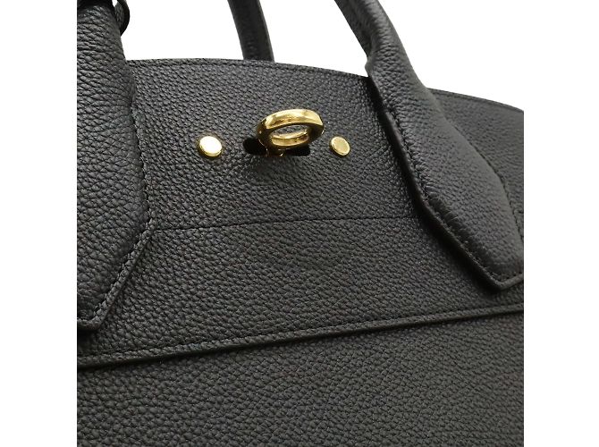 Borsa a mano/spalla City Steamer MM Louis Vuitton Nero - vista 8