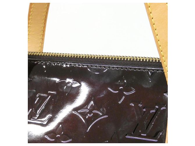 Borsa Vernis Bellevue PM Louis Vuitton Bordò - vista 6