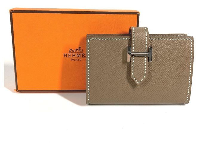 Tarjetero bifold H Logo Bearn de Hermès Beige Gris pardo - vista 12