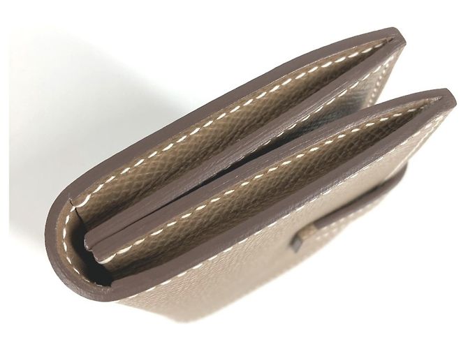 Tarjetero bifold H Logo Bearn de Hermès Beige Gris pardo - vista 6