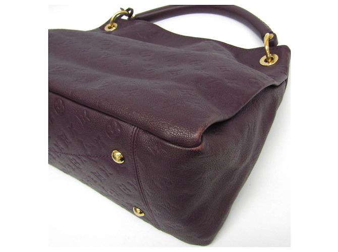Borsa a Spalla Artsy MM in Monogram Empreinte di Louis Vuitton - vista 5