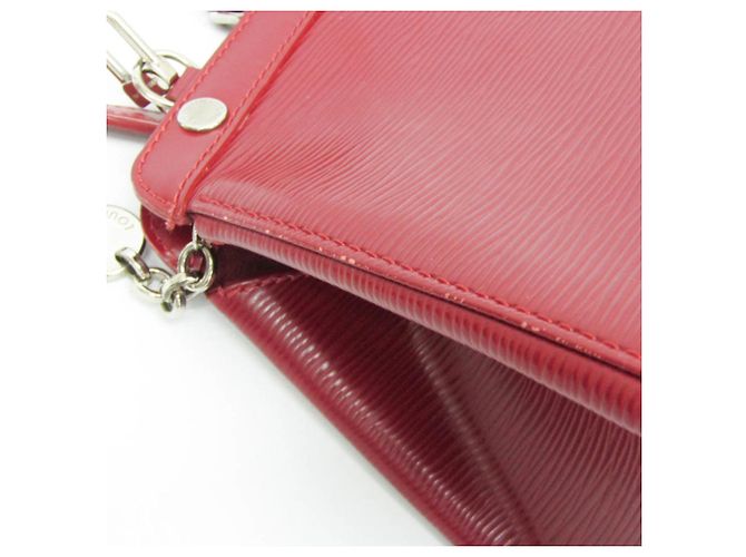 Bolsa Louis Vuitton Epi Blair MM em vermelho rubi - vista 8