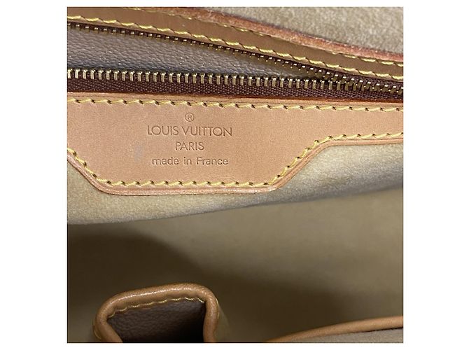 Borsa Rivoli Monogram Louis Vuitton Marrone - vista 5