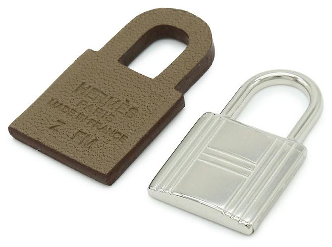 Hermès Orecchini a cerchio con motivo Cadena Hermes Kelly Argento Metallico - vista 4