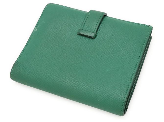 Billetera Compacta Epsom Béarn de Hermès Verde - vista 2