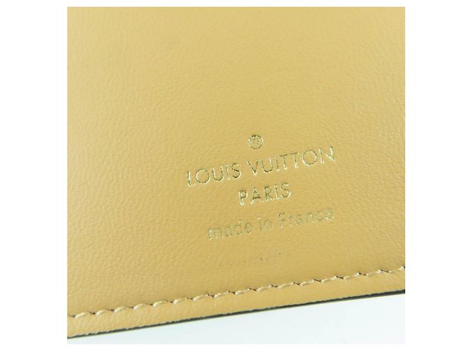 Portafoglio verticale Capucines Taurillon Clemence Louis Vuitton Nero - vista 9