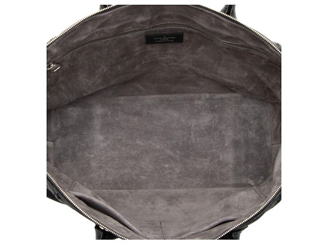 Borsa Soft Lockit MM in Taurillon di Louis Vuitton Nero - vista 7
