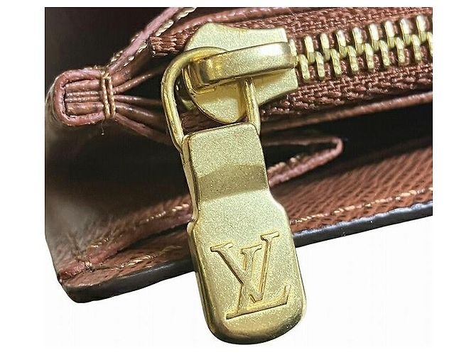 Portafoglio Lungo Monogramma Sarah di Louis Vuitton Marrone - vista 8