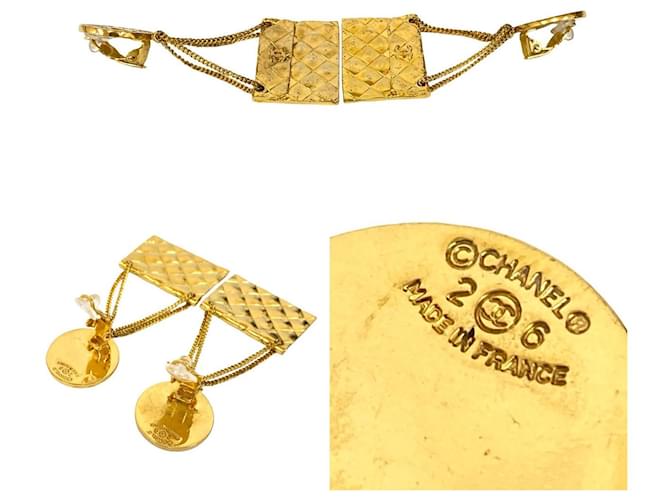 Orecchini Matelassé Chanel D'oro Metallico - vista 3