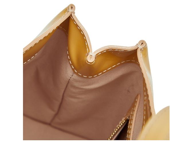 Borsa tote Louis Vuitton Monogram Vernis Wilshire PM Beige Corallo - vista 11