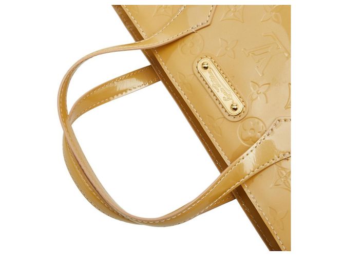 Borsa tote Louis Vuitton Monogram Vernis Wilshire PM Beige Corallo - vista 8