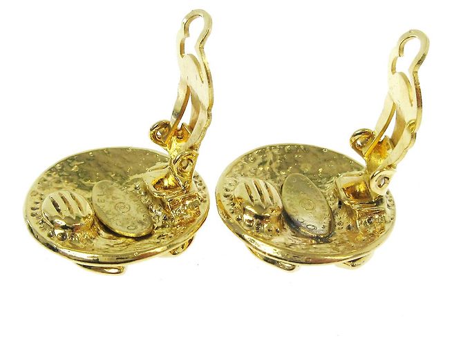 Chanel Vintage CC Round Clip-On Metal Small D'oro - vista 3