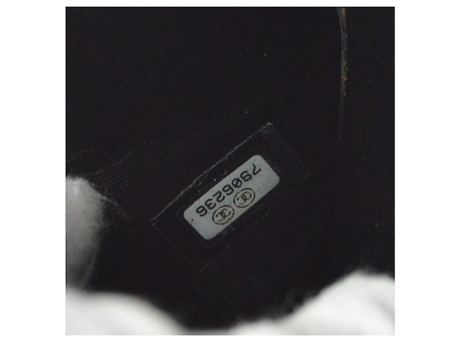 Chanel Timeless CC French Caviar Long Negro - vista 6