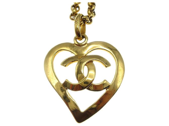 Pendente in metallo a forma di cuore CC di Chanel D'oro - vista 2