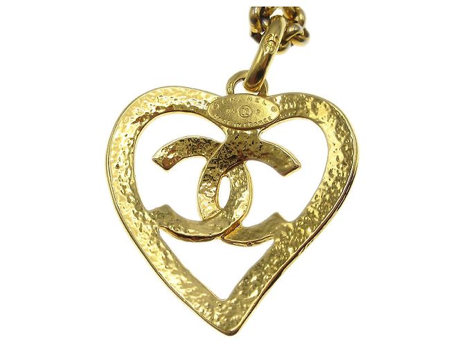 Pendente in metallo a forma di cuore CC di Chanel D'oro - vista 3