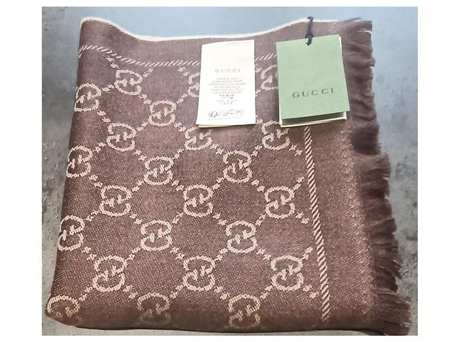 Gucci GG Marmont Schal. - Ansicht 2