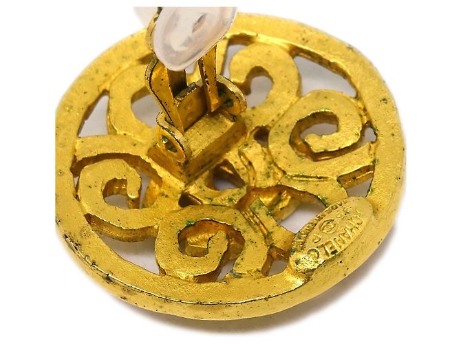Chanel Vintage CC Round Clip-On Metal Small D'oro - vista 4