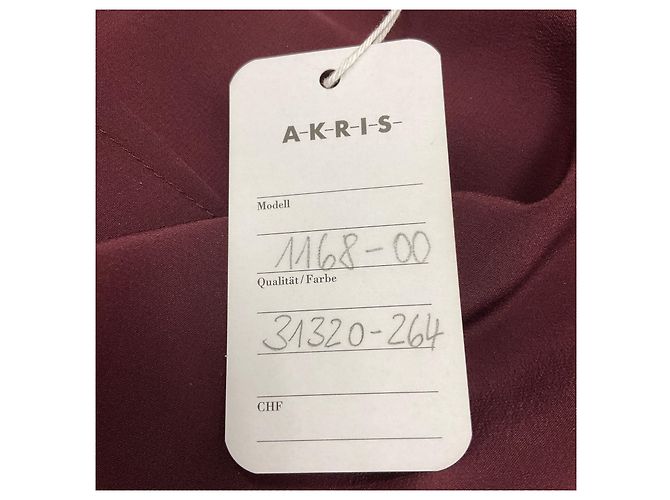 Top de seda burdeos Akris con corte asimétrico - vista 6