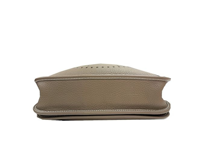 Borsa a Spalla Hermès Evelyn 3 PM in Grigio Etoupe Taupe - vista 5