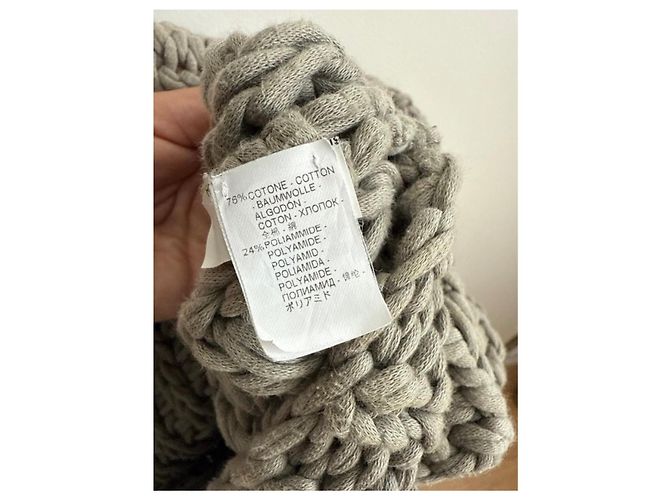 Brauner ärmelloser Pullover von Brunello Cucinelli aus grobem Strick, Größe L für einen Oversize-Effekt Taupe - Ansicht 4
