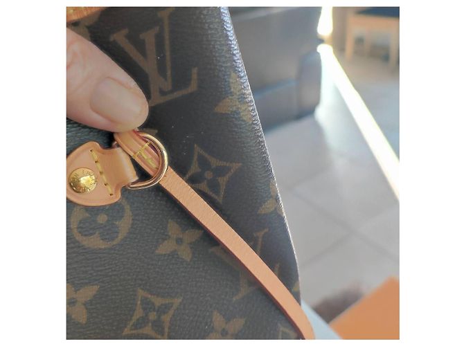 Louis Vuitton NEVERFULL MM COM PASTA Chocolate - vista 15