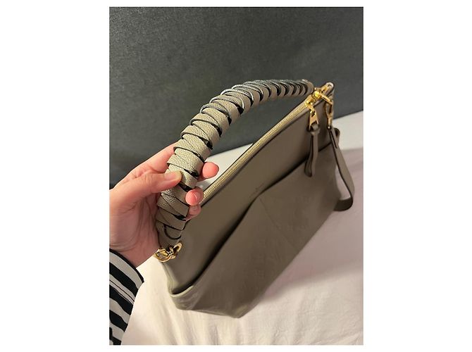 Louis Vuitton Borsa in pelle Maida Hobo Beige - vista 3