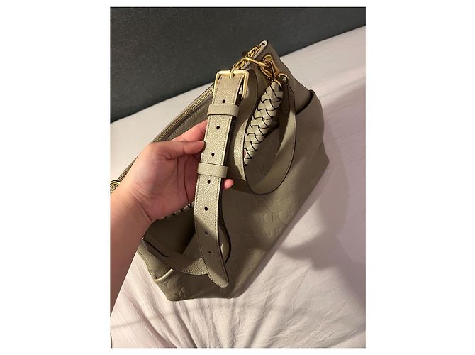 Louis Vuitton Borsa in pelle Maida Hobo Beige - vista 4