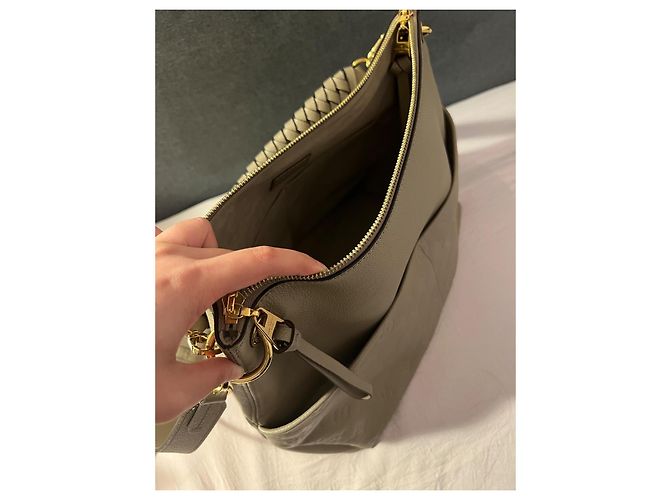 Louis Vuitton Borsa in pelle Maida Hobo Beige - vista 5