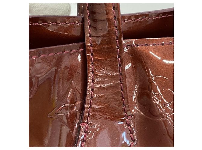 Borsa Tote Vernis Wilshire MM di Louis Vuitton Rosso - vista 10