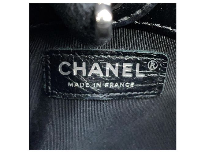 Chanel Matelasse Black Shoulder Bag - view 15