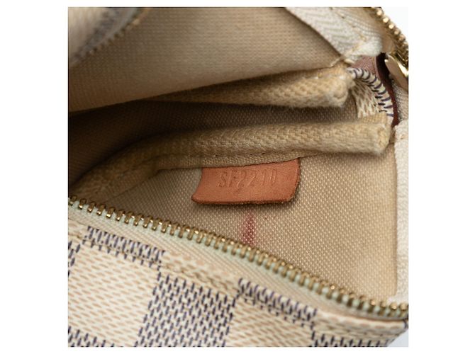 Mini Pochette Accessori Damier Azur Bianco Louis Vuitton - vista 5