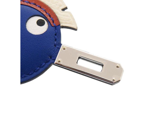 Portachiavi Kelly Birdie Charm di Hermès Bianco Rosso Blu - vista 4