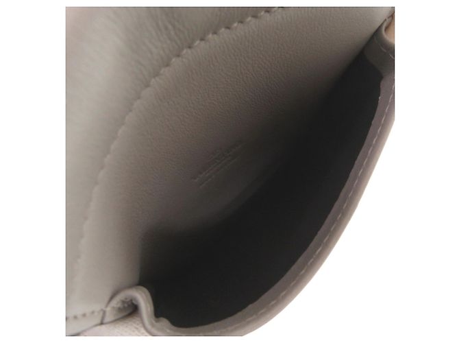 Graue Leder-Handy-Wallet von Valentino Garavani - Ansicht 5