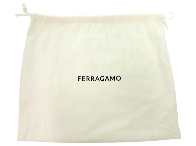 Borsa a Spalla in Pelle Salvatore Ferragamo Gancini EE 21 8372 - vista 8