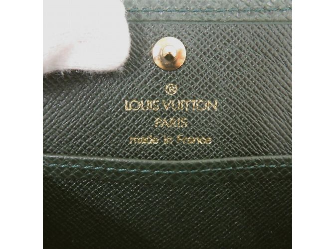 Monedero de cuero Taiga verde Louis Vuitton - vista 6