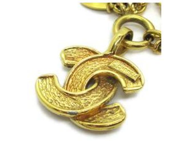 Pendente Chanel Vintage Matelassé CC in Metallo Large D'oro - vista 3