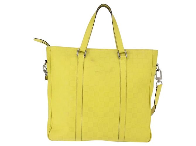 Borsa Tadao in pelle Damier Infini PM di Louis Vuitton Giallo - vista 2