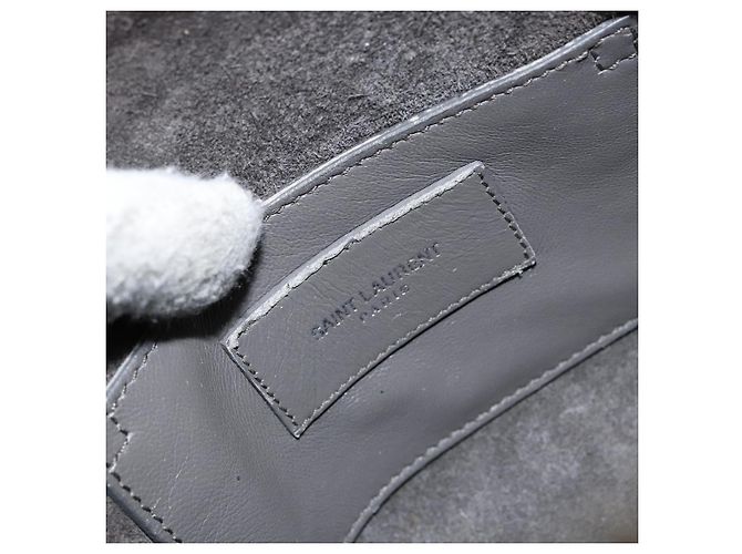 Klassische Duffle-Tasche aus Leder 24 von Saint Laurent Silber - Ansicht 6
