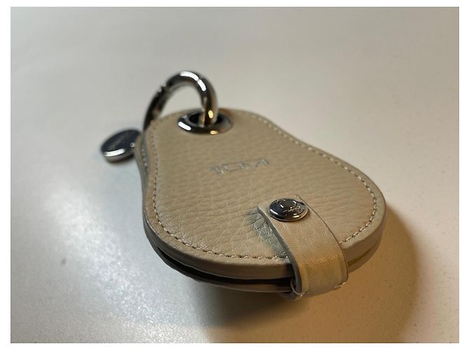 Beige Leather Keychain Tumi - view 15