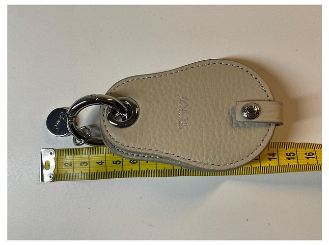 Beige Leather Keychain Tumi - view 17
